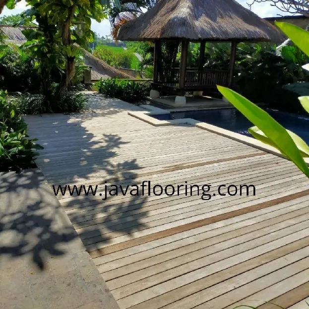 Decking Kayu Solid Grade A 