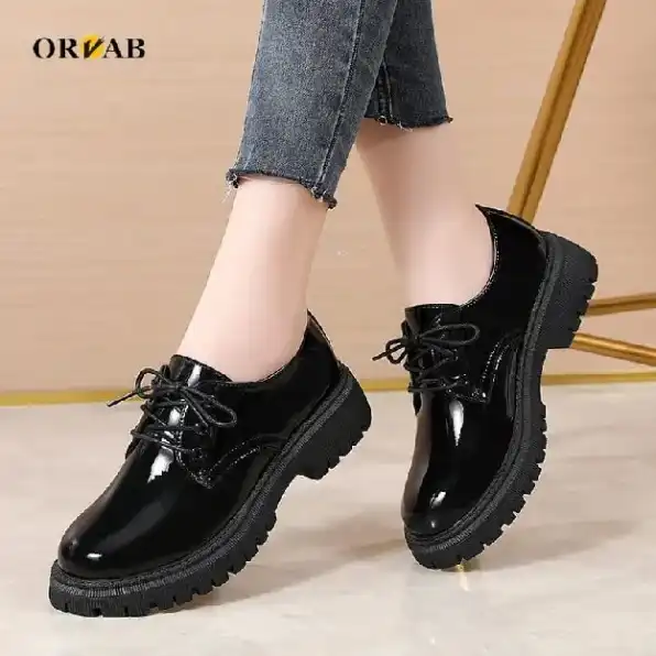 Sepatu wanita slip docmar tali kilat Jisoo