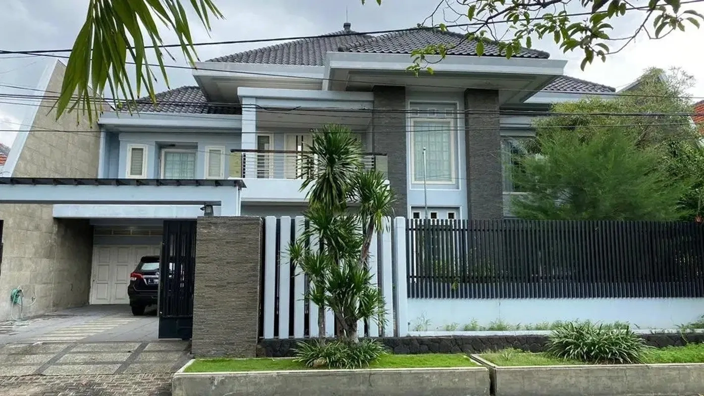 Jual Cepat Rumah Mewah Baru Kawasan Klampis Ngasem Surabaya