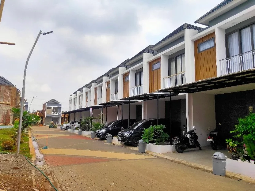 Rumah 2 lantai di pamulang