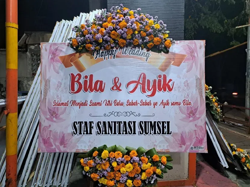 Karangan Bunga Papan Malang 0821-4236-1870 Lestari Florist