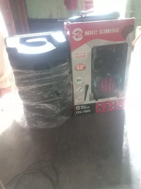 menjual speaker bluetooth merk MKC KIMISO 