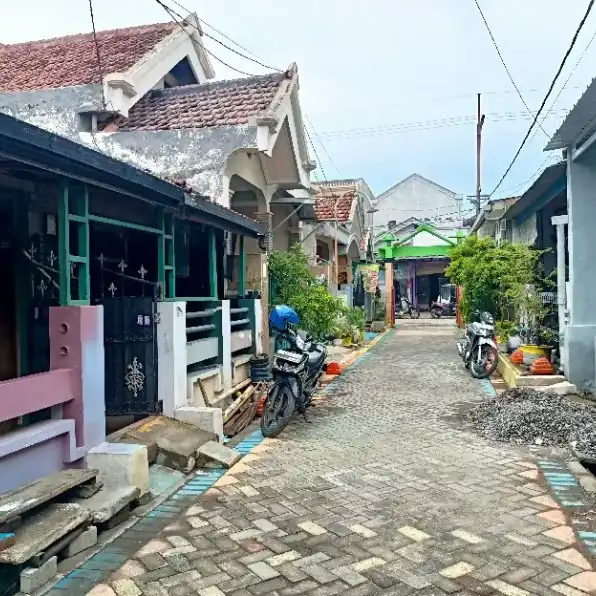 Rumah shm Termurah Manukan Lor Surabaya barat dekat jalan utama food junction