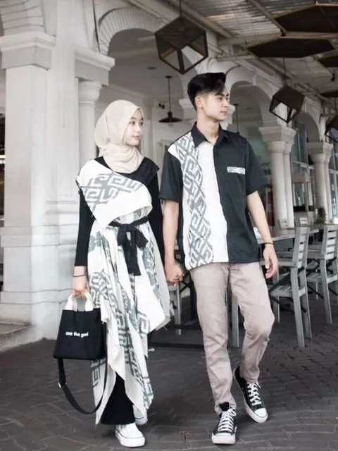 Couple Kondangan Prewedding Syira Dress Ivory Tenun Ikat Asli