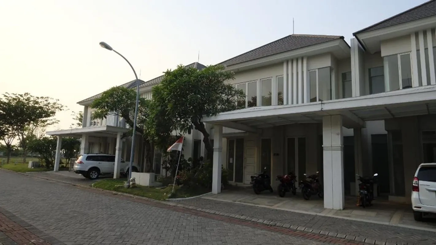 Jual Rumah Daerah Grand Pakuwon di South Victoria Surabaya