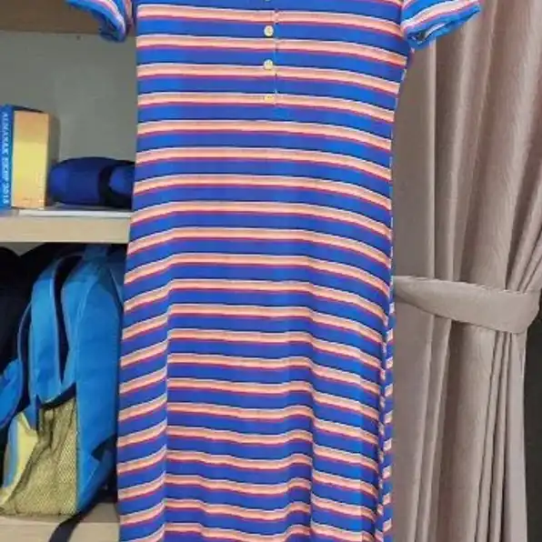 dres salur warna 