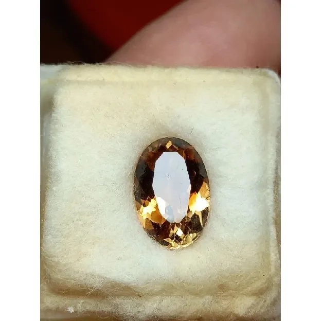 natural topaz 3.95ct