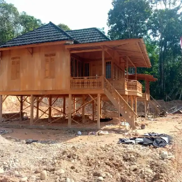 Wahyu Rumah Kayu