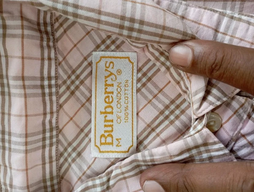 KEMEJA BURBERRY