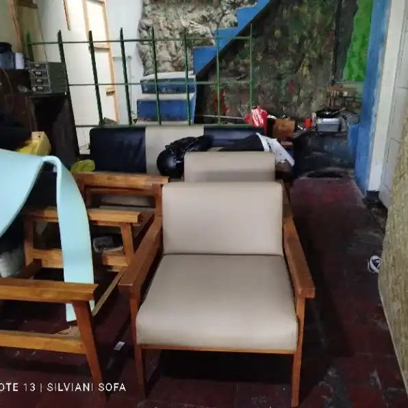 service sofa batununggal | silviani sofa 082321499742