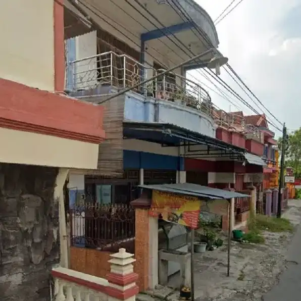 RUMAH TEPI JALAN DPU PALUR NGRINGO JATEN KARANGANYAR 