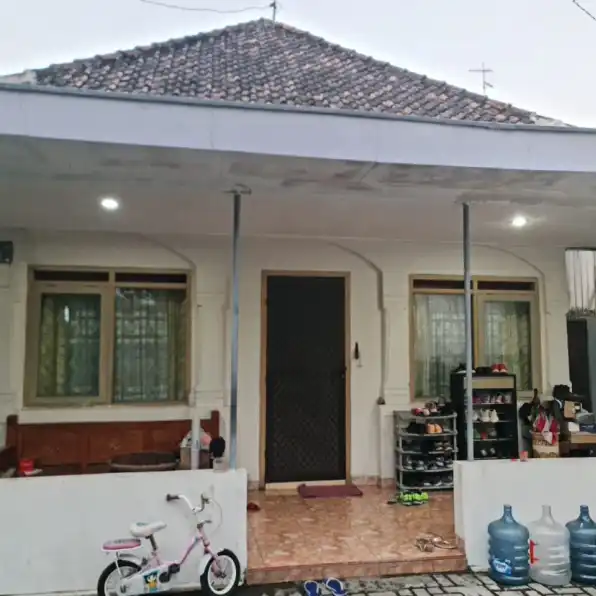 Dijual Rumah di Tengah Kota Kediri di Jalan Cut Nya Dien