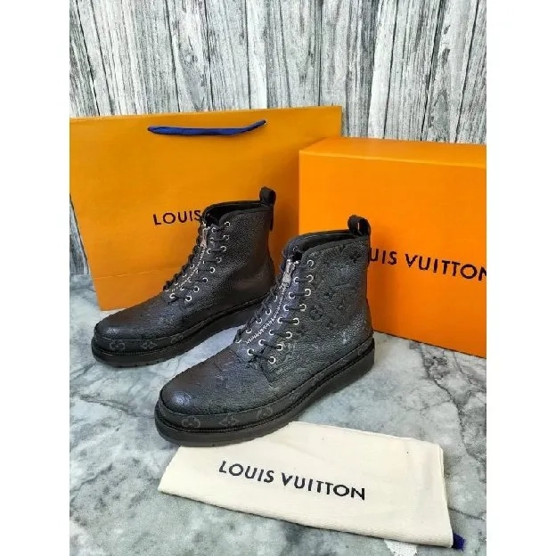 Sepatu boots pria LOUIS VUITTON LV LV7091