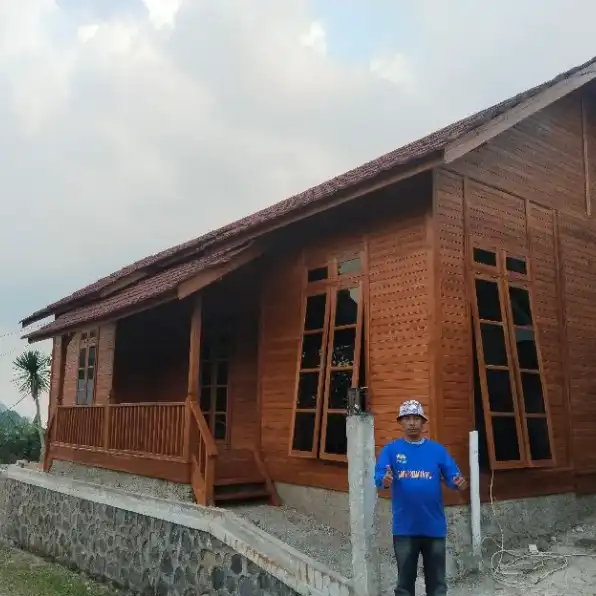 Wahyu Rumah Kayu