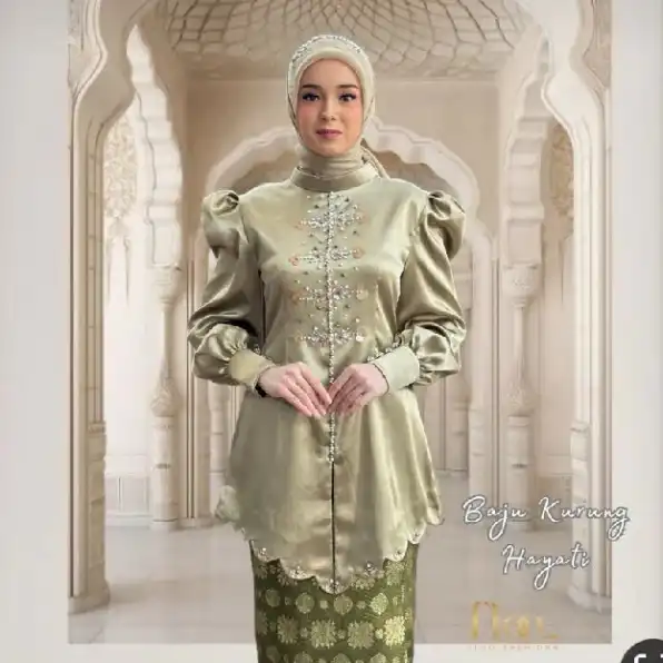 BAJU KURUNG HAYATI