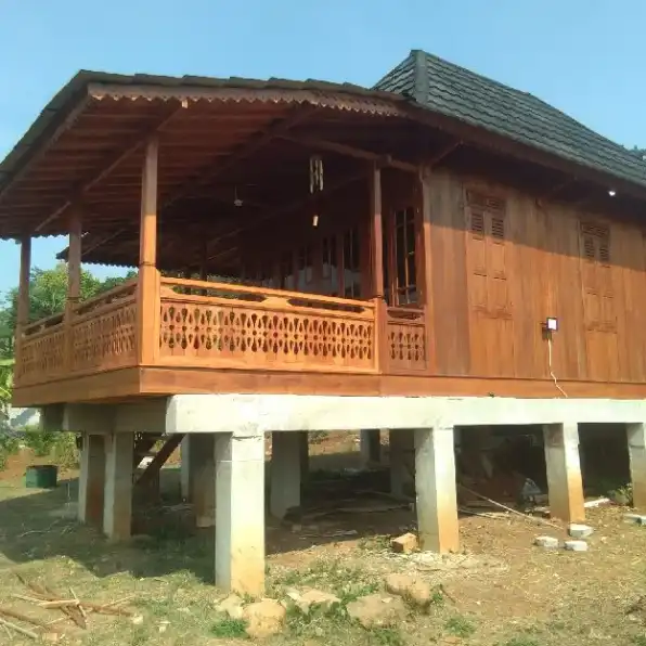 Wahyu Rumah Kayu