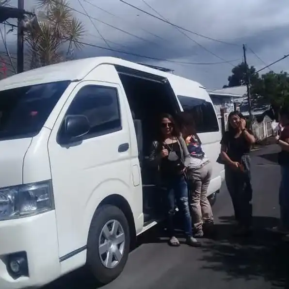 Rental Mobil Hiace Manado 0812-4196-0929 Plus Driver include