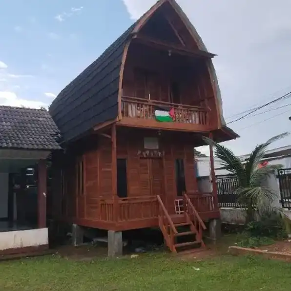 Wahyu Rumah Kayu