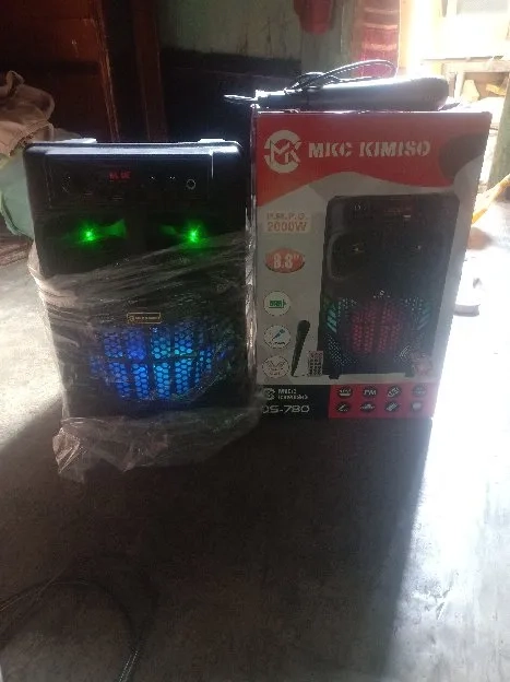 menjual speaker bluetooth merk MKC KIMISO 