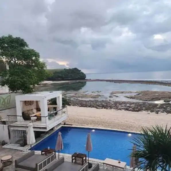 Dijual Beach Club Loss Pantai Balangan Jimbaran Kuta Selatan