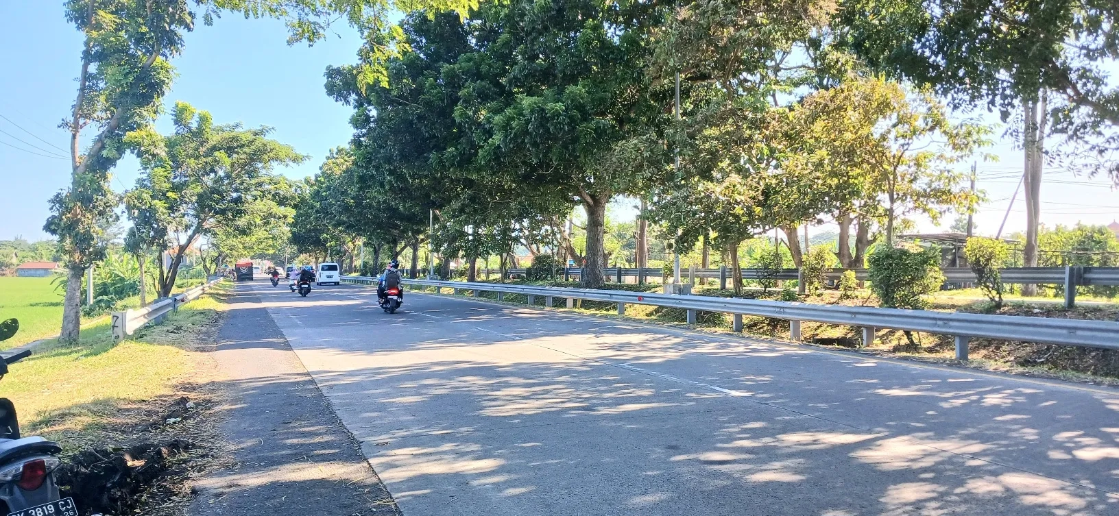 Disewakan tanah los pantai 50 are jl Ida Bagus Mantra Lebih Gianyar Bali