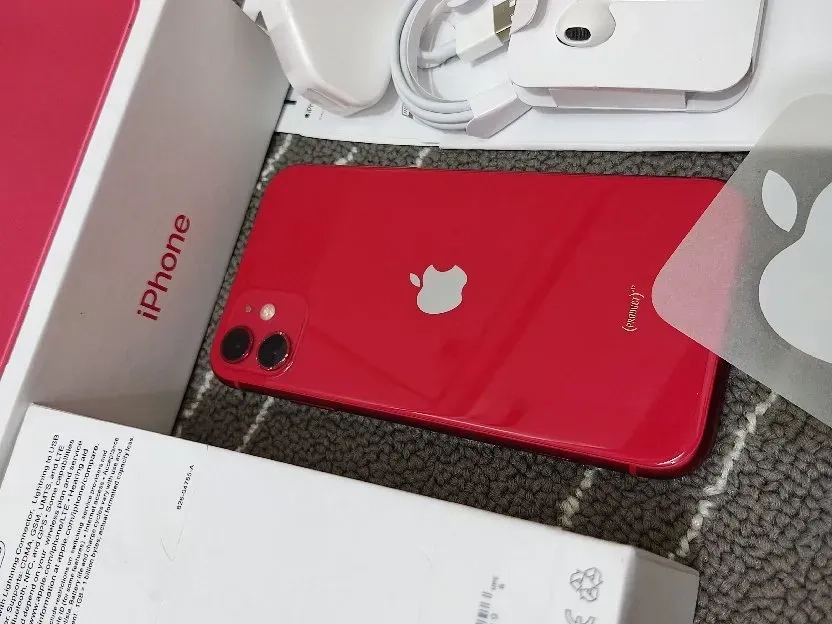 IPHONE 11 64GB Alloperator Fullsett Nominus Murah 