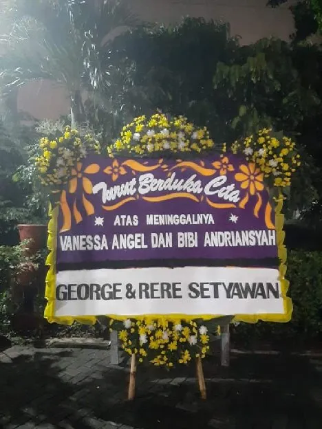 Toko Karangan Bunga Cibinong 0858-4699-9845 Claricia Florist