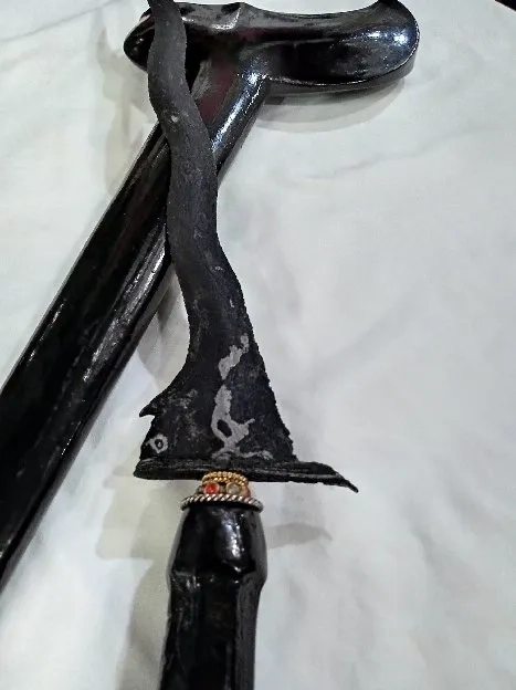 Keris sepuh kebo dengen pamor ceprit Majapahit 