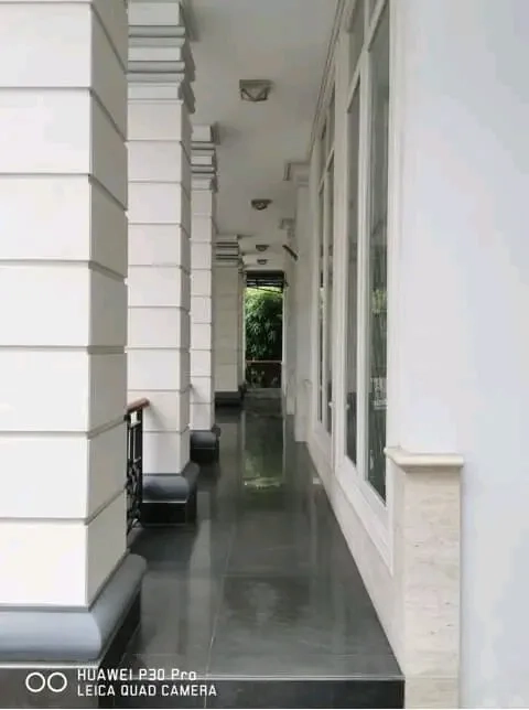 Rumah Mewah Swimming Pool Tanah Luas Pondok Labu Jakarta Selatan