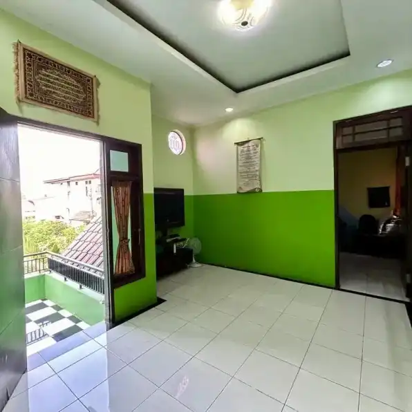 Rumah Shm di Komplek Villa inti Persada Tangerang Selatan