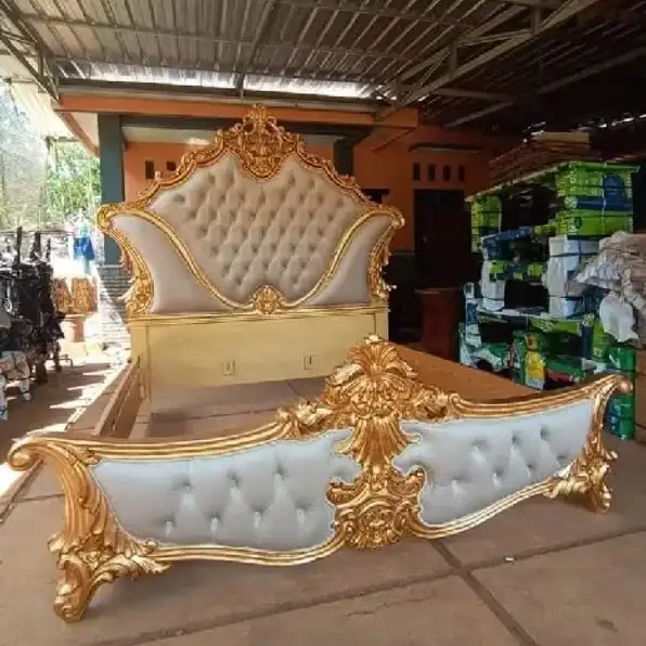 tempat tidur mewah jati