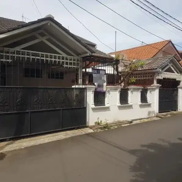 Rumah Siap Huni di Area Klender Jakarta Timur Strategis