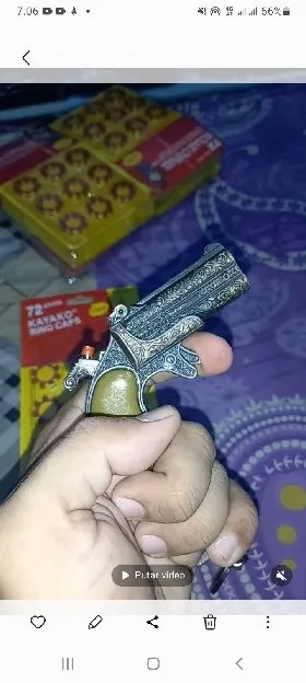 mainan pistol gantungan kunci besar diecast metal antik vintage
