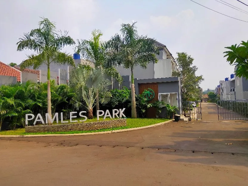 Dijual rumah 2 lantai dan ready stock di pamulang