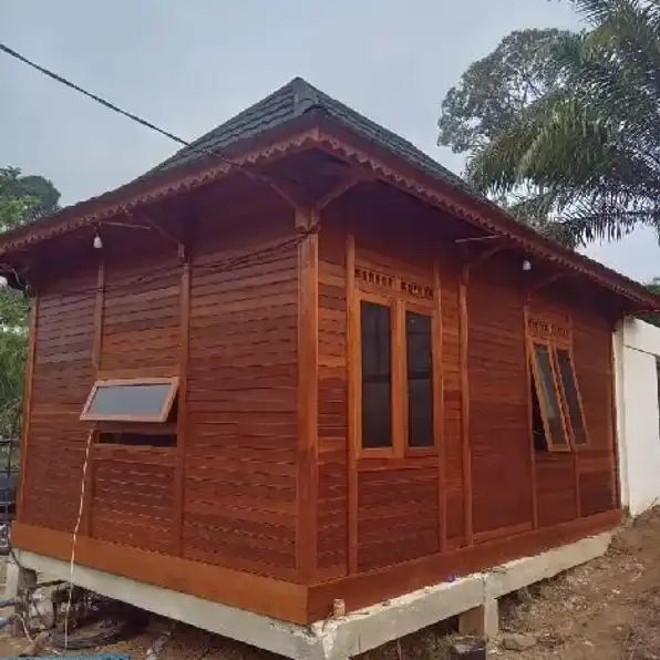 Wahyu Rumah Kayu