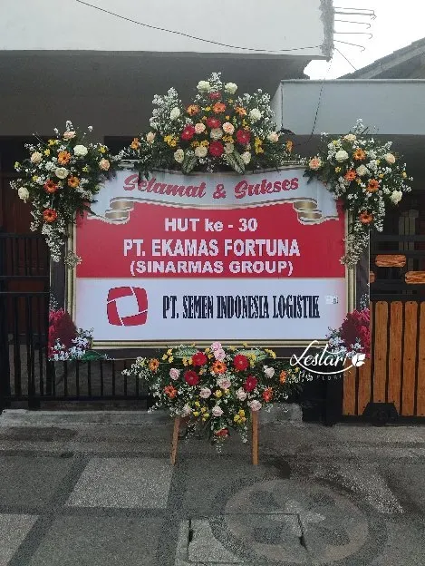 Karangan Bunga Papan Malang 0821-4236-1870 Lestari Florist