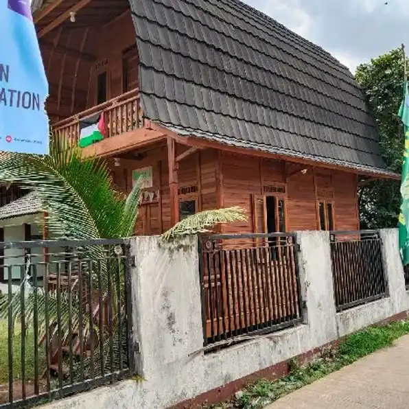 Wahyu Rumah Kayu