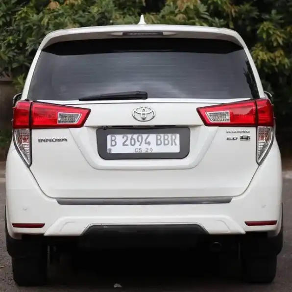 2016 Toyota innova 2.0 q at