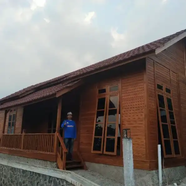 Wahyu Rumah Kayu