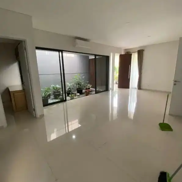 Rumah Minimalis di Kebayoran Infinity Tangerang Selatan