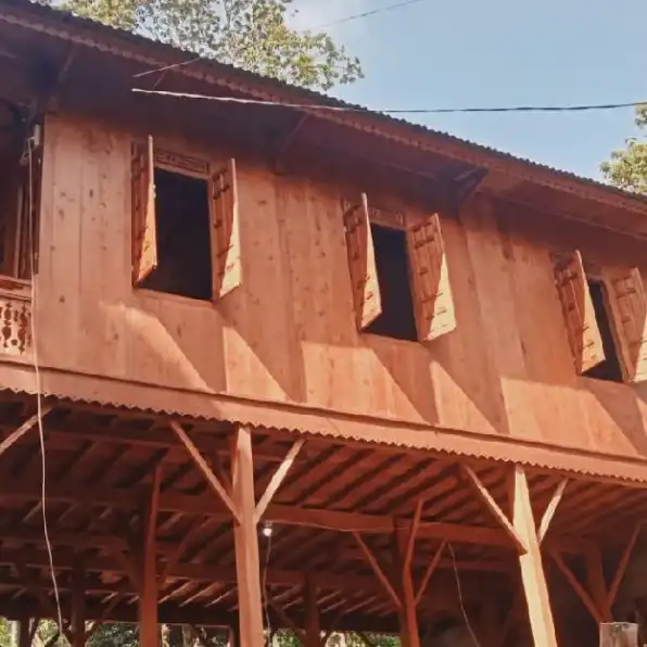 Wahyu Rumah Kayu