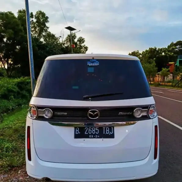 2012 Mazda biante 2.0 matic