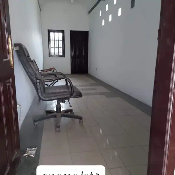 Rumah Bagus Kosong Deltasari Indah Sidoarjo Siap Huni