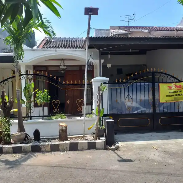 Disewakan Rumah Murah di Semolowaru Indah Surabaya