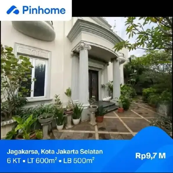 Rumah Strategis Mewah Dijual Cepat BU Trims