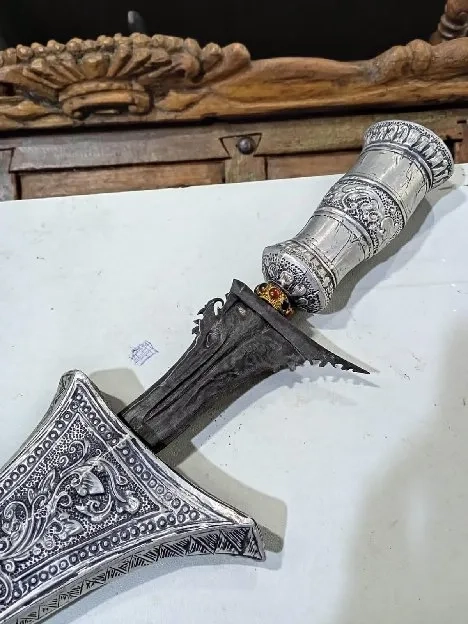 Keris Balebang Bali Pamor Ngulit Semongko 