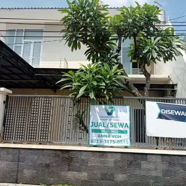 Rumah Minimalis Mewah di Baruk Utara Kota Surabaya Shm