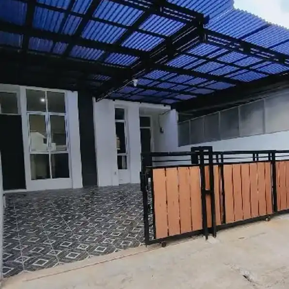 Rumah Baru di Komplek Cendana Residence nempel walikota Tangerang