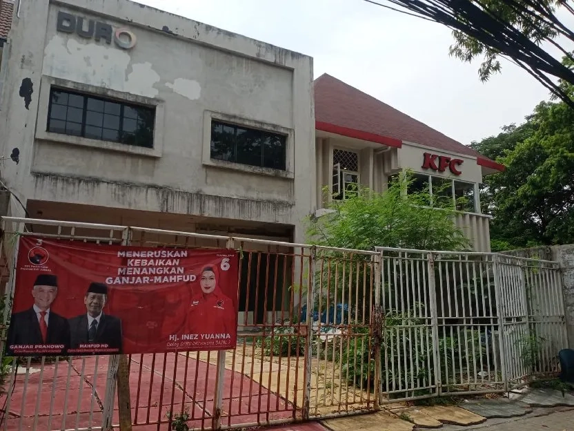 GEDUNG BAGUS JL MELAWAI RAYA KEBAYORAN BARU HARGA MIRING