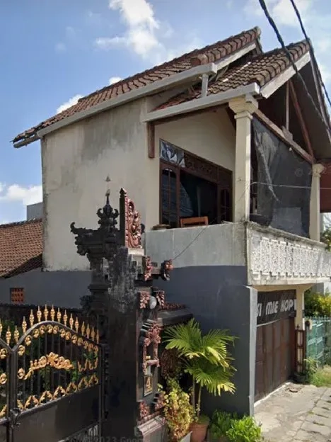 Dijual 2 are FREE RUMAH 2LT, Jl. Raya Kuta Gg. Sadasari Tuban Badung